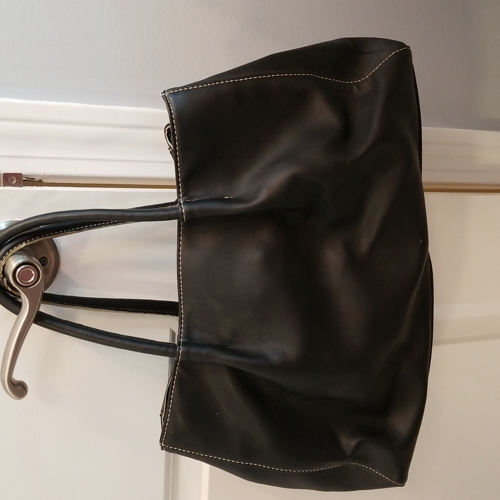 VINTAGE Nine West Bag. Attached mirror purse. Inside clean.